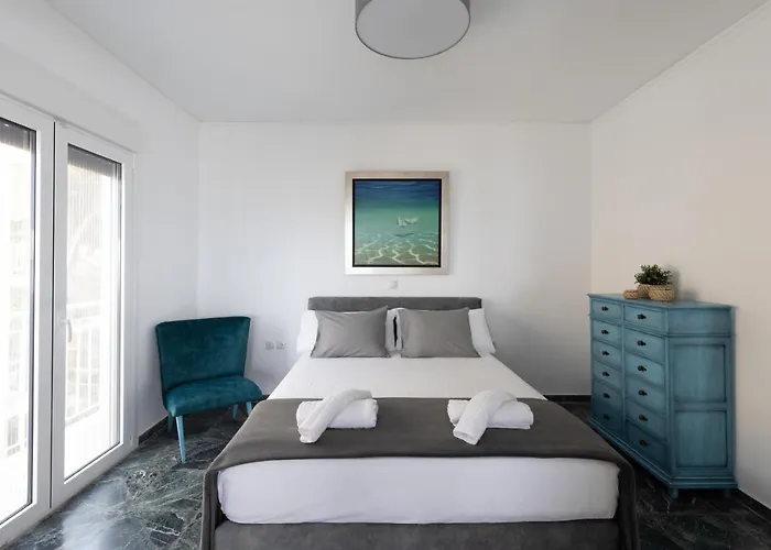 Seaside Bliss Flat