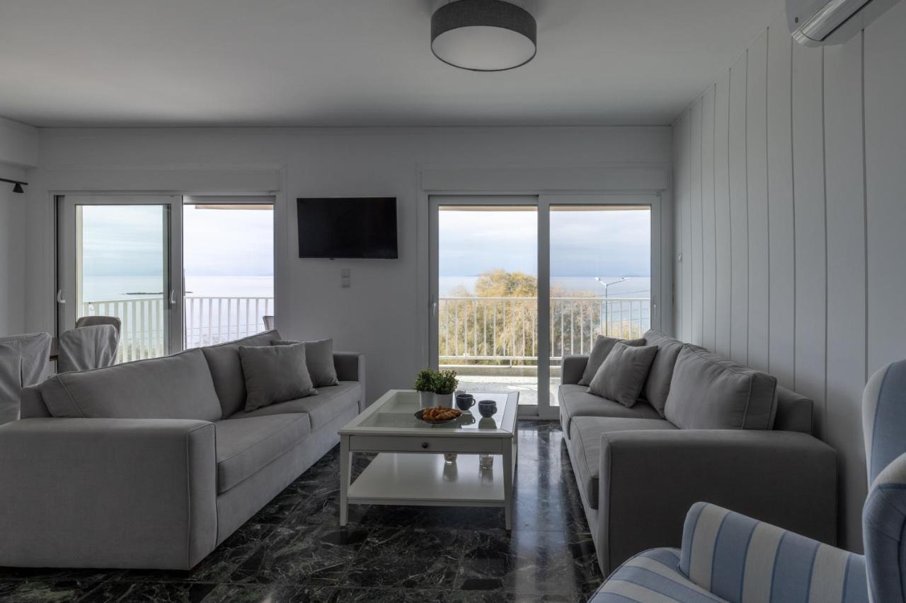 Apartment Seaside Bliss Flat Saronida